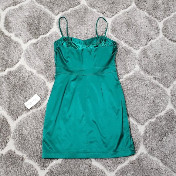 SOLD Forever 21 Emerald Sateen Mini Dress Small - Picture 3 of 8